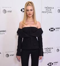 Nicola Peltz, 31 год, США Nicola Peltz, 31 год,